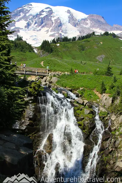 The Skyline Trail to Panorama Point at Mount Rainier is the perfect hike for stunning views and fresh mountain air. Take in the glaciers and meadows on this must-do 5.5-mile trek! 🏔️🌲 #SkylineTrail #PNWAdventure #HikingInNature